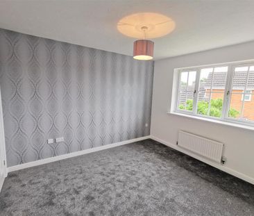 4 bedroom detached house to rent - Photo 6