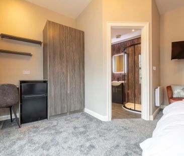 Room 2 Shared Accommodation, 80 Southwell Road, Room 2, Bangor, BT2... - Photo 1