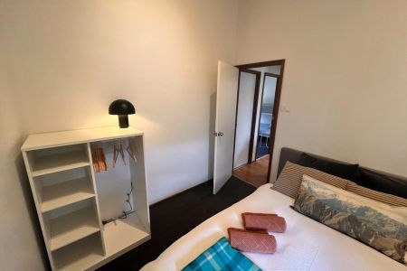 3 Bedroom Unit - $600/week - 12 month lease - Photo 5