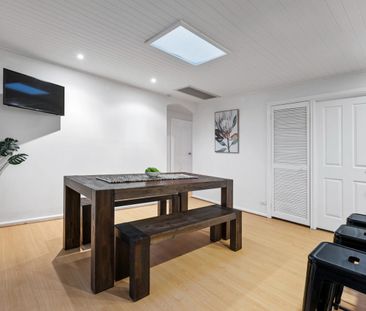 Spacious & Comfortable Home in a Peaceful Court Location - Photo 5