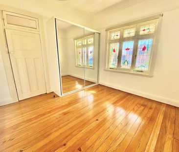 ORIGINAL BEAUTY WITH A MODERN TWIST - Photo 2