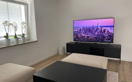 3-Zimmerwohnung mit Wlan, TV, Küche, Dusche/WC, Waschmaschine, Trockner, Balkon und Garage - Photo 3