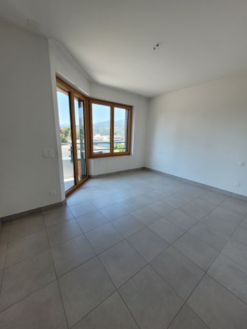 4.5 Zimmer, 130 m², 2. Stock - Photo 2
