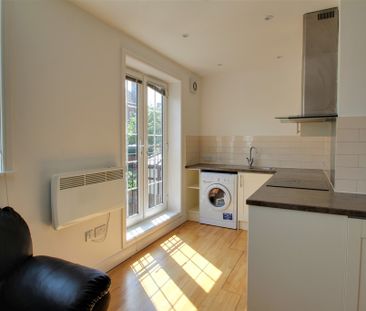 1 bed apartment to rent in Scott Street, Leicester, LE2 - Photo 2