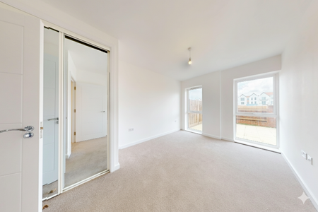 2 bedroom apartment to rent - Photo 4