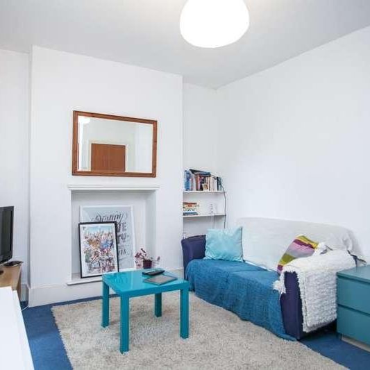 St Pauls Road, Highbury & Islington, N1 - Photo 1