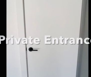 Shared, Stylish, Self-Contained Granny Flat in Runaway Bay - Photo 4