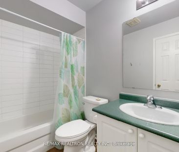 For Lease - 427 Ravineview Way, Oakville, Ontario - Photo 1