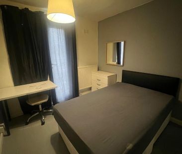 House share to rent - Photo 1