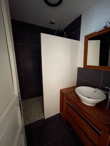 T2 bis - 16 rue de l'ancien collège - Photo 4