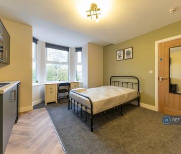 1 bedroom in a house share to rent - Photo 6