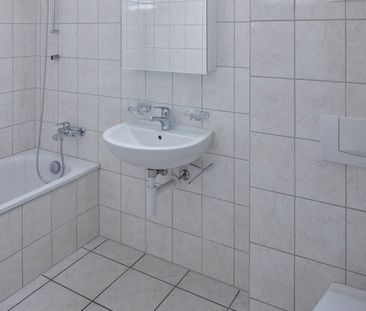 MIETEN OHNE KAUTION - Ruhige Überbauung am Waldrand und doch zentral - Photo 2