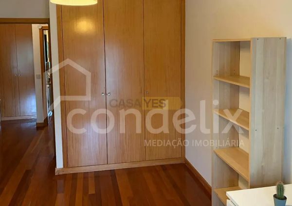 Apartment T3 in Matosinhos e Leça da Palmeira, Matosinhos