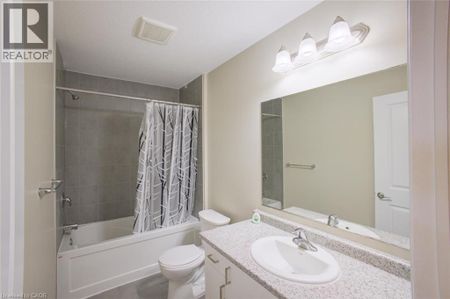 27 SPORTSMAN HILL Street, Kitchener, Ontario, N2P0J2 - Photo 3