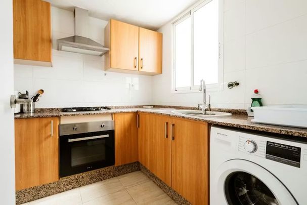 Carrer dels Sants Just i Pastor, Valencia, Valencian Community 46021 - Photo 1