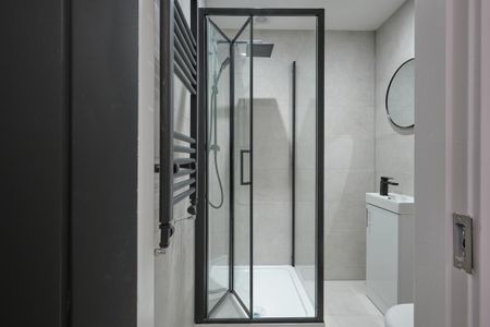 6 bedroom house of multiple occupation to rent - Photo 4