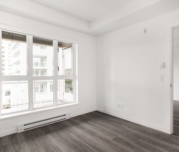 537 Foster Avenue, Coquitlam - Photo 3