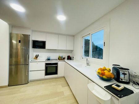 Renovated apartment with sea view in Santa Ponsa - Photo 2