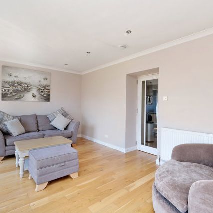 61 Kirk Brae, AB15 9QR, Aberdeen - Photo 1