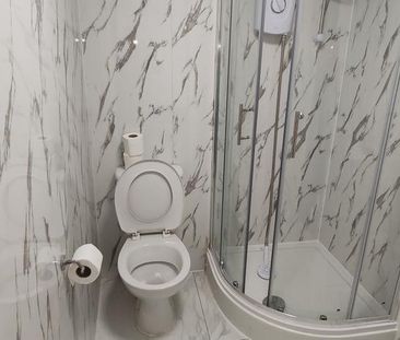 7 bedroom house of multiple occupation to rent - Photo 5