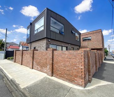Welcome to 5A/56 Victoria Street in Petone - Photo 4