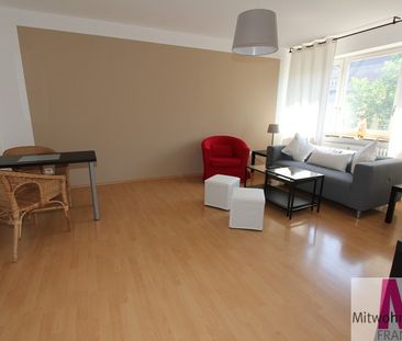 Helle Wohnung - auch perfekt als WG-geeignet - Photo 1