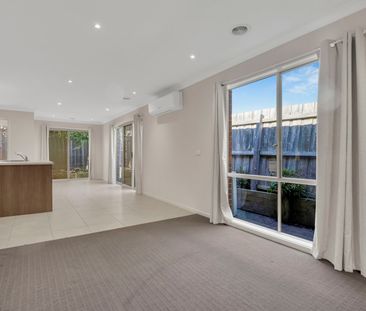2/15 Kennedy Street, Reservoir VIC 3073 - Photo 2