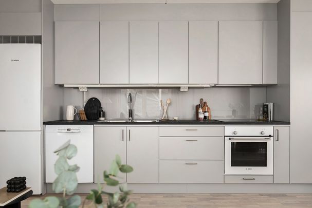 Torpängsgatan 17, 74132, Knivsta - Photo 1