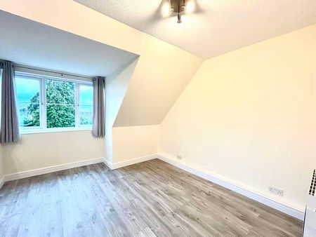 Mansell Court, Shinfield Road, Reading, Berkshire, RG2 - Photo 2