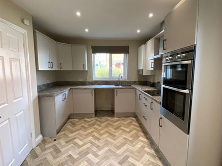 Ballhurst, Bromyard - Photo 3