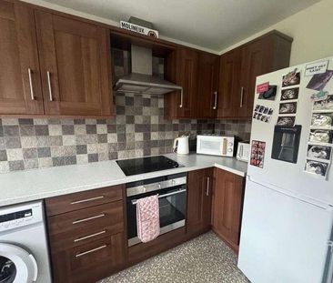 Wheatear Drive, Petersfield, Hampshire, GU31 - Photo 1