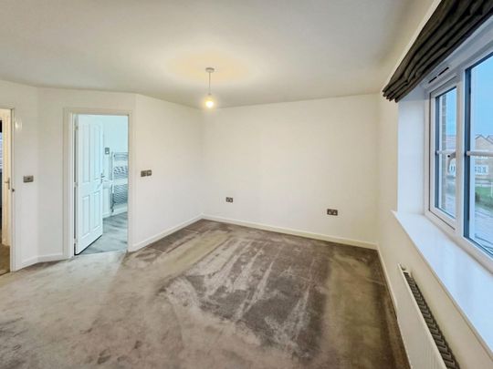 4 bedroom House To Let - Photo 1