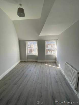 1 bedroom property to rent in London - Photo 4