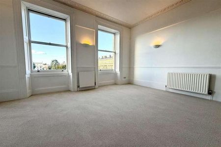 Acton House, Suffolk Square, Cheltenham, GL50 - Photo 4