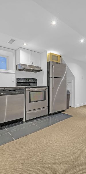 For Lease - 660 Crawford Street Unit# BASEMENT, Toronto, Ontario - Photo 2