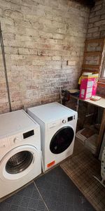 1 bedroom in a house share to rent - Photo 4