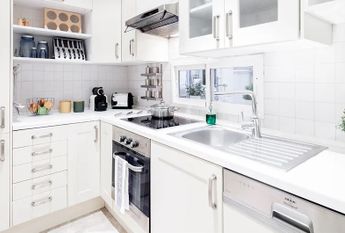 Calle del Cid, Madrid, Community of Madrid 28001