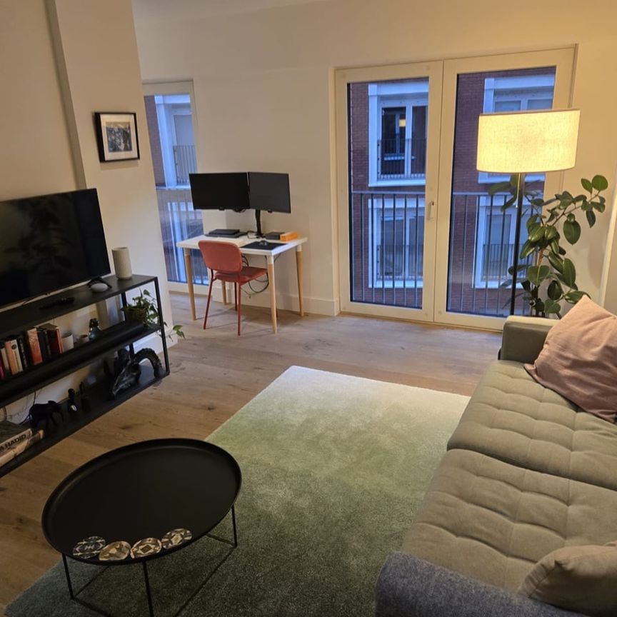 1 Bed Flat, Keybridge Tower, SW8 - Photo 1