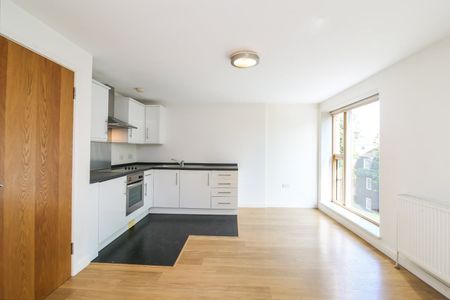 1 Bed Flat, Myles Court, SE16 - Photo 4