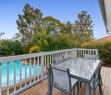6 MONTH LEASE - CHARMING FAMILY HOME IN QUIET CUL-DE-SAC - Photo 2