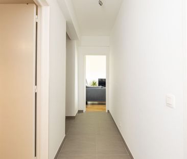 Verzorgd appartement op Linkeroever met panoramisch zicht, inclusief autostaanplaats - Photo 2