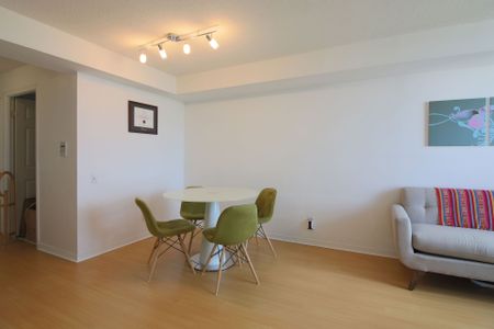 For Lease - 8 Hillcrest Avenue Unit# 2210, Toronto, Ontario - Photo 4
