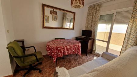 Piso de alquiler en Cristo de la Yedra, San Ildefonso - Photo 2