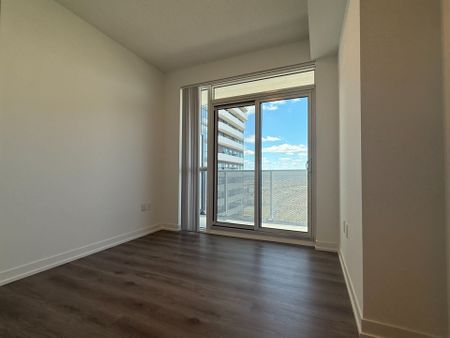 For Lease - 28 Interchange Way Unit# D-3705, Vaughan, Ontario - Photo 5