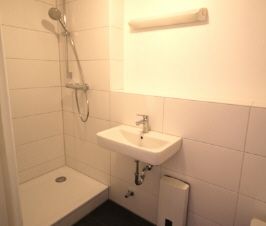 Östliches Ringgebiet. Erdgeschoss Wohnung mit separatem Eingang - Photo 1