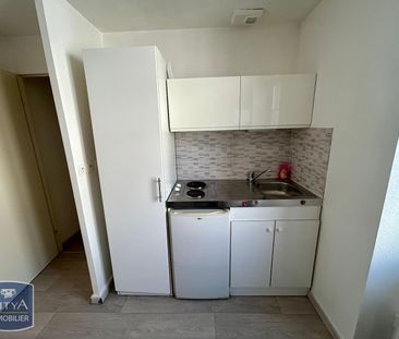 Location Appartement 1 pièce 15m² CHOLET 49300 - Photo 3