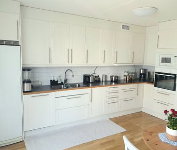 Rundbäcksgatan, Göteborg - Photo 3