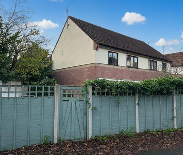 3 bedroom semi-detached house to rent - Photo 3