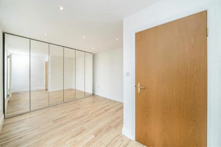 Lewisham Way, SE14, London - Photo 3