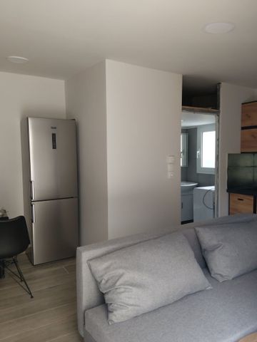 Ενοικίαση κατοικίας, 48 τ.μ., Ελληνικό, 600 € - Photo 5